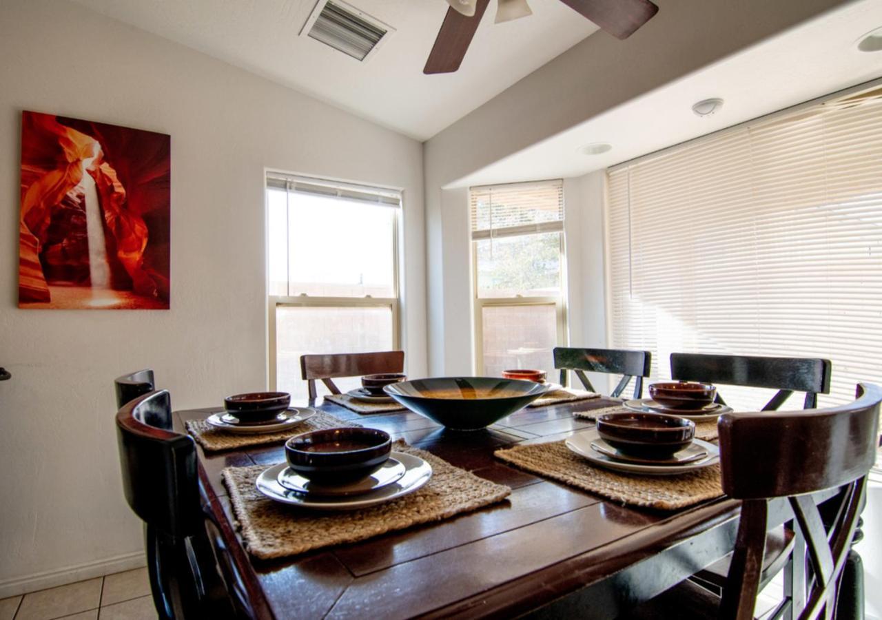 بيج Lone Rock Retreat - 3-Bedroom Near Lake Powell المظهر الخارجي الصورة